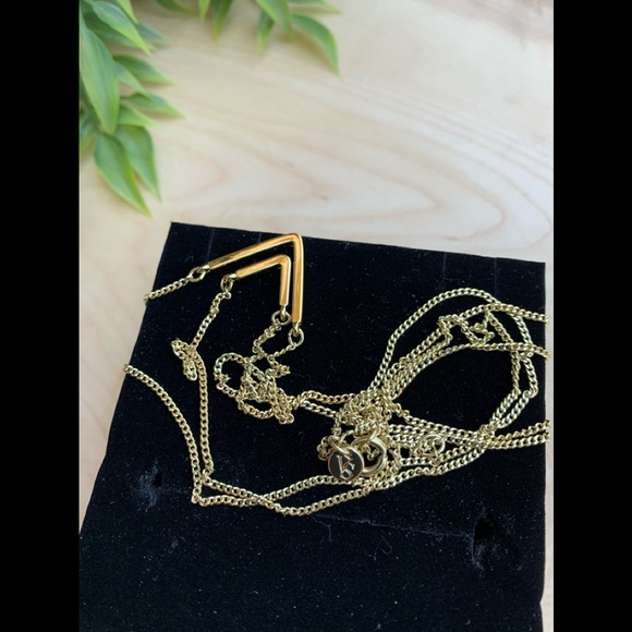 Victoria Secret Multi Strand Necklace Bracelet Set - Picture 5 of 10